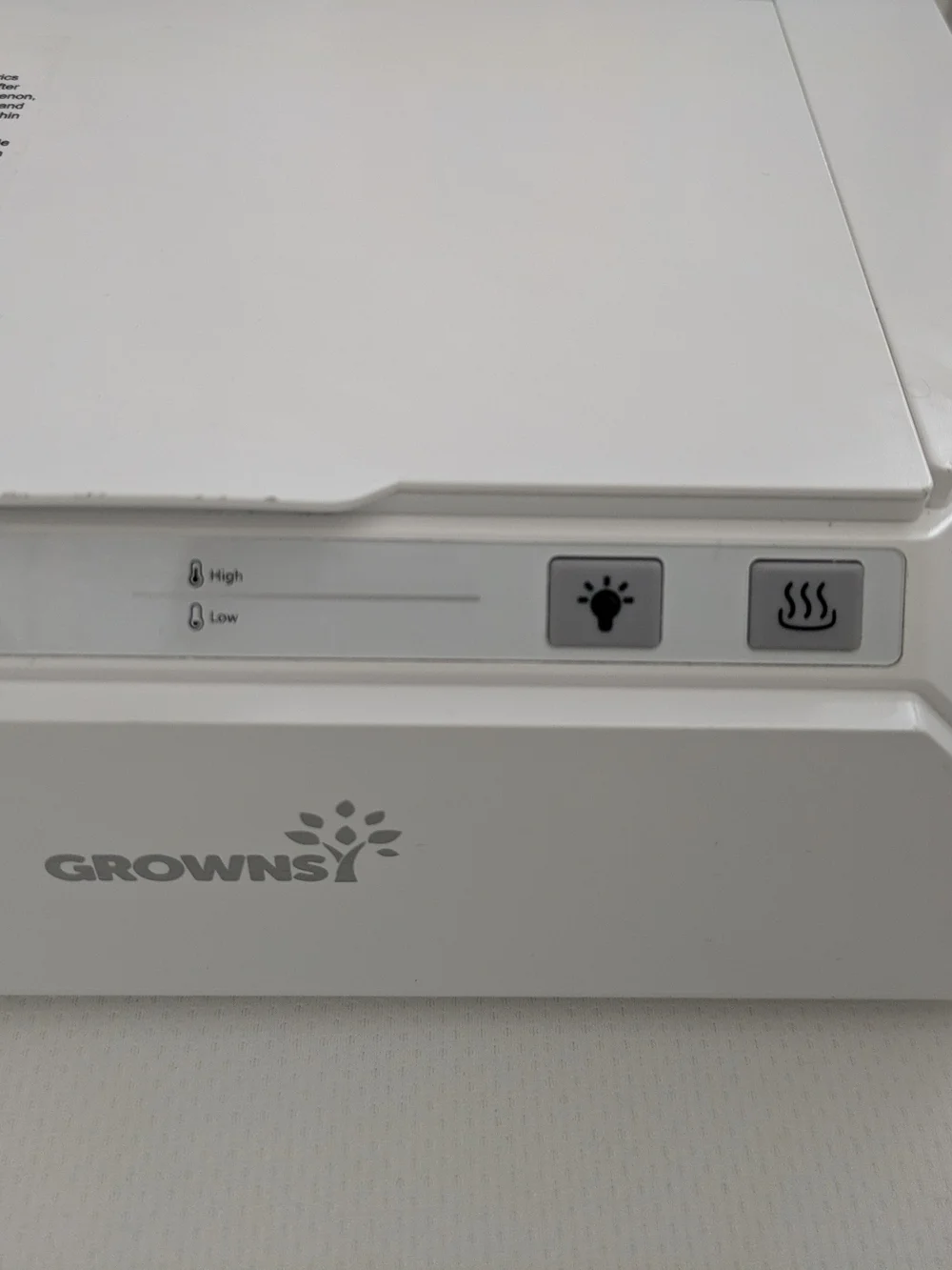 GROWNSY HT-10 Wipe Warmer in White